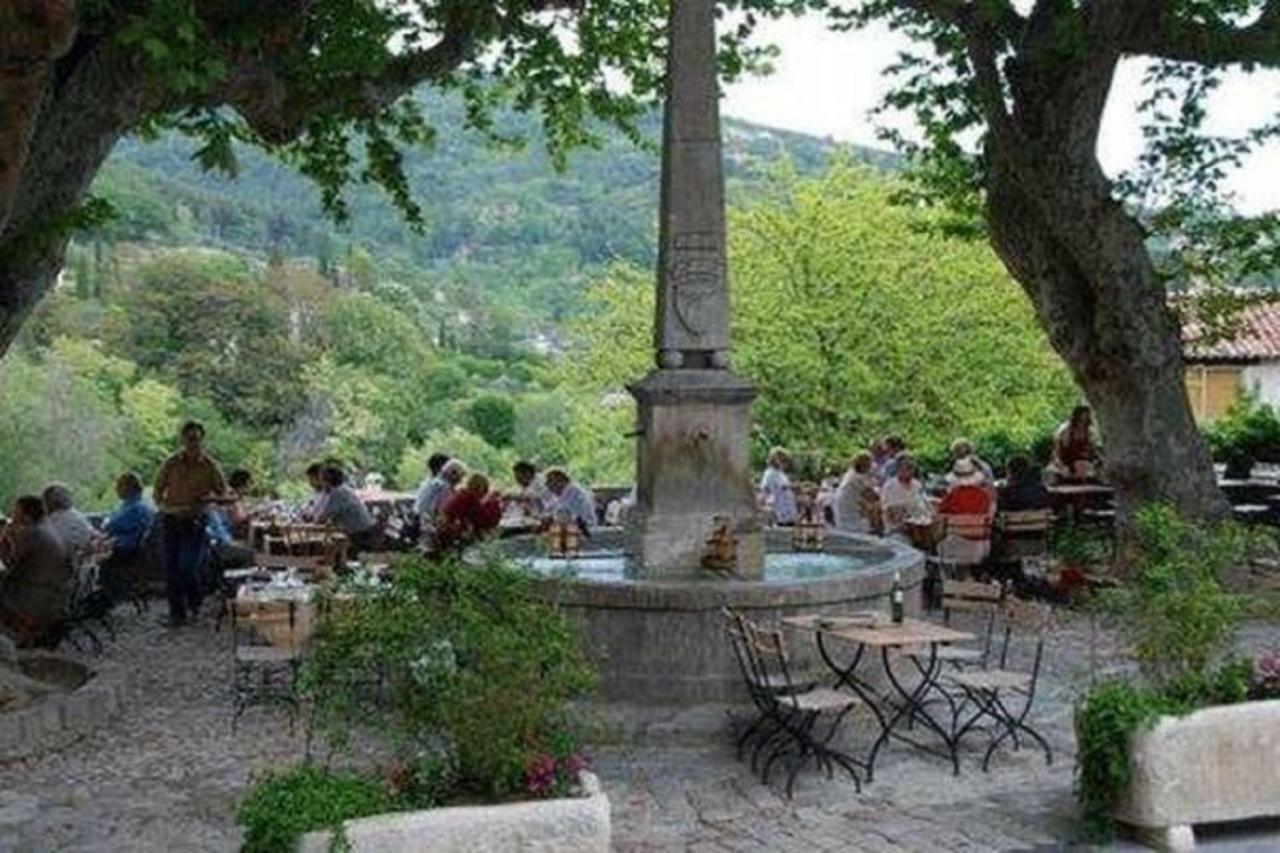 Bastide Provencale Les Muriers D'Engaspaty Seillans Exterior foto
